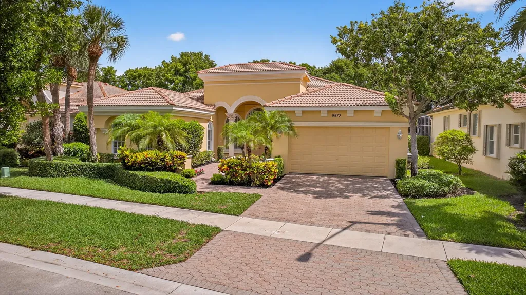 8873 Via Brilliante Wellington FL 33411