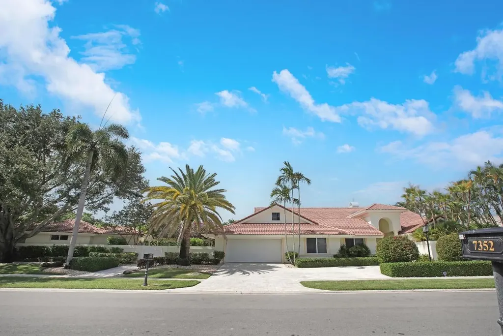 7351 Valencia Drive Boca Raton FL 33433