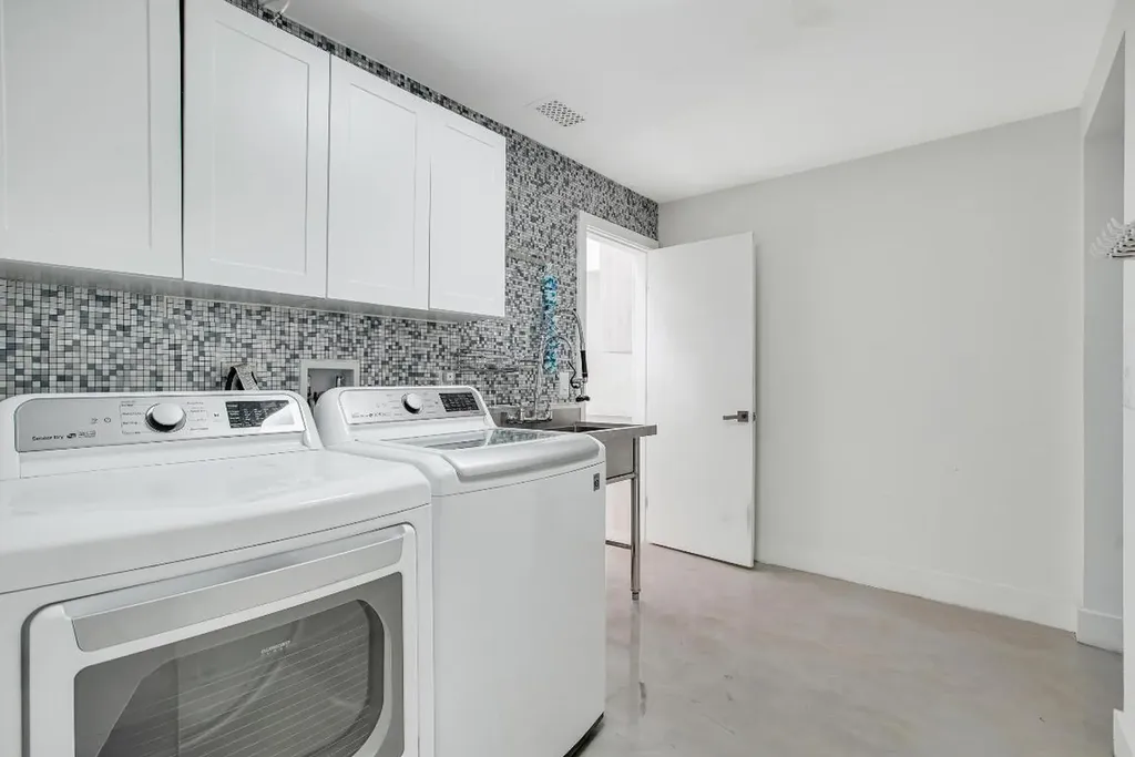 7351 Valencia Drive Boca Raton FL 33433