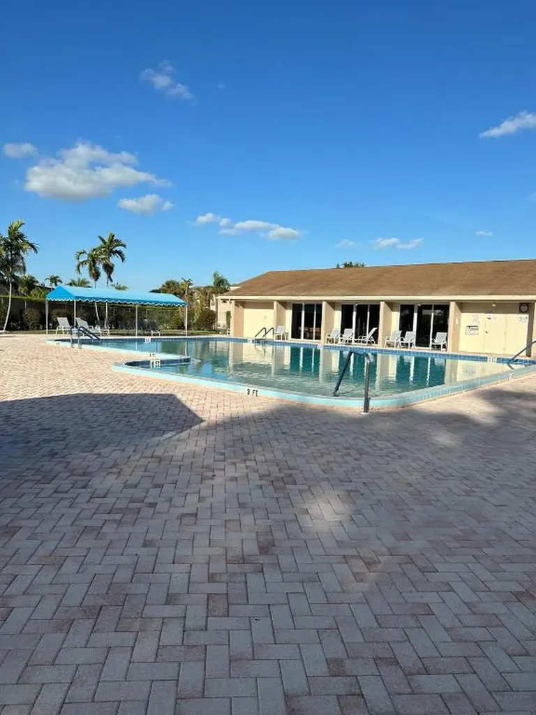 225 Bonnie Boulevard Palm Springs FL 33461
