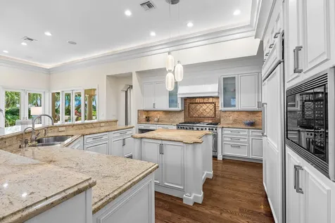 17582 Bocaire Way Boca Raton FL 33487
