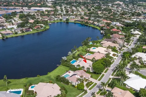 17582 Bocaire Way Boca Raton FL 33487