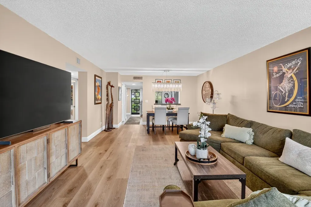 7270 Ashford Place Delray Beach FL 33446
