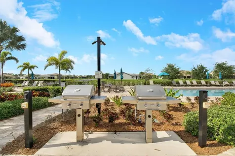 560 SE Monet Drive Port St Lucie FL 34984