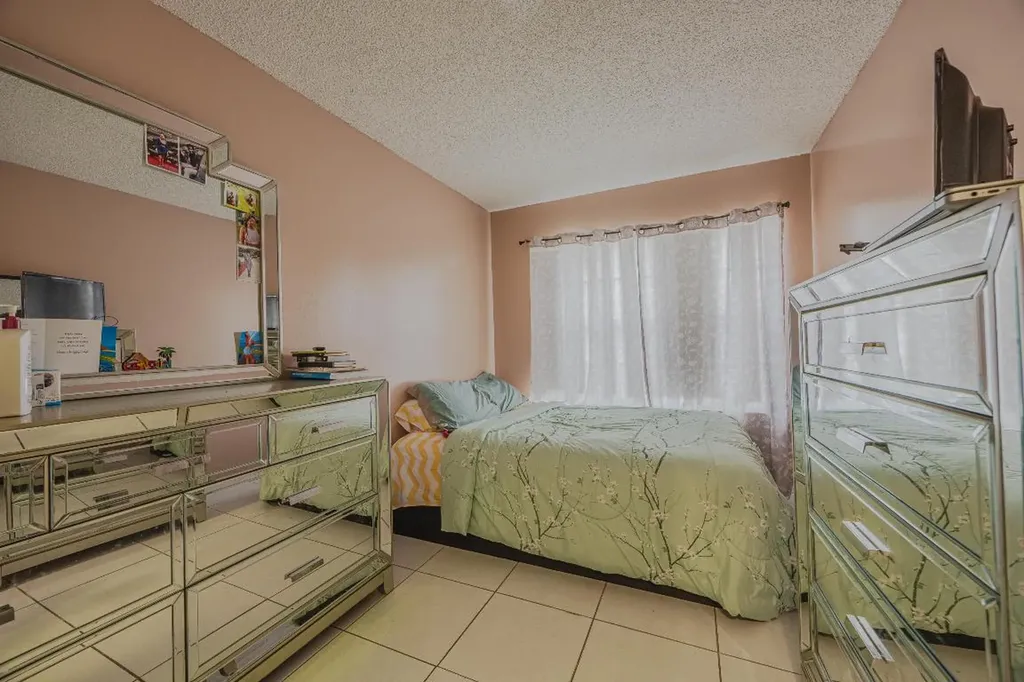 5117 W Society Place W West Palm Beach FL 33415