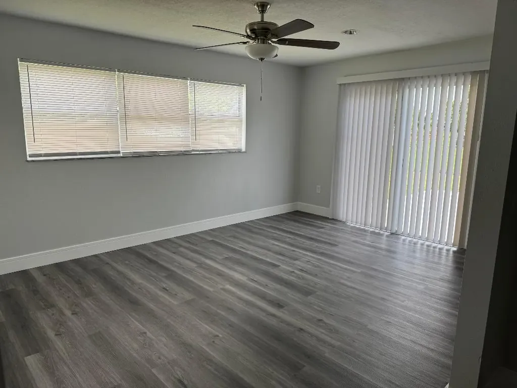 412 NE Midvale Street Port St Lucie FL 34983