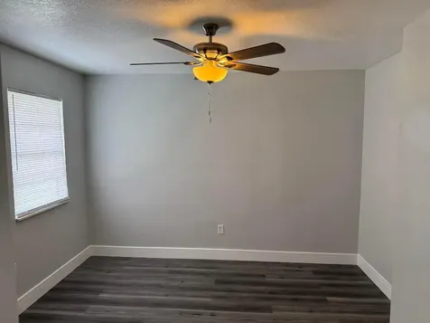 412 NE Midvale Street Port St Lucie FL 34983
