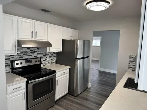 412 NE Midvale Street Port St Lucie FL 34983