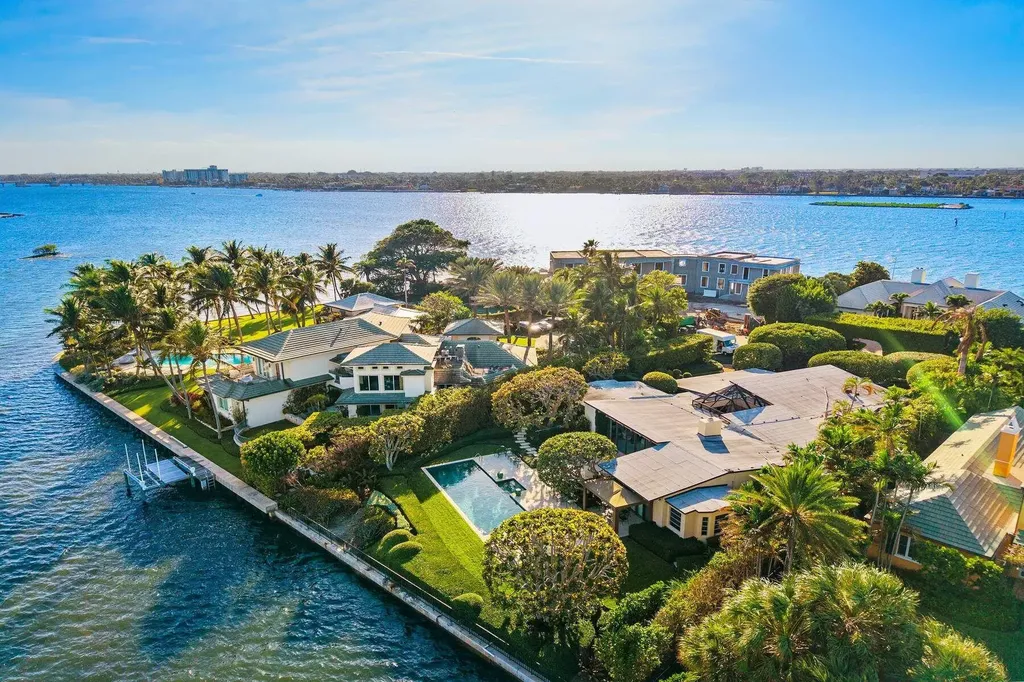 748 Island Drive Palm Beach FL 33480