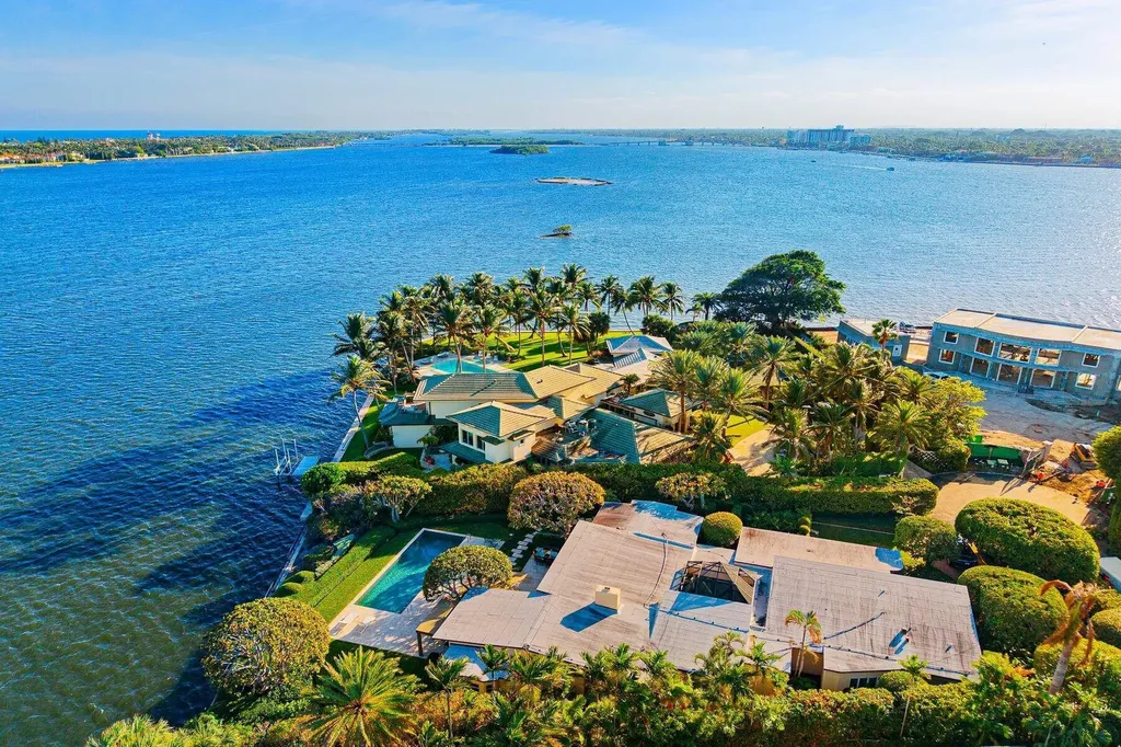 748 Island Drive Palm Beach FL 33480