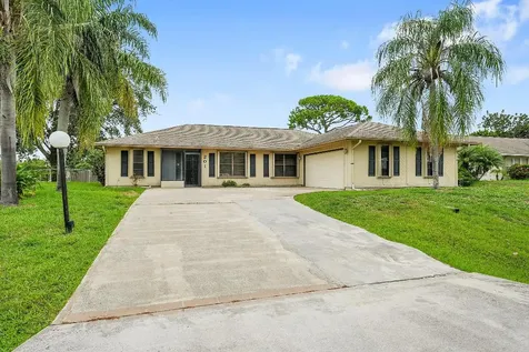 201 SE Volkerts Terrace Port St Lucie FL 34983