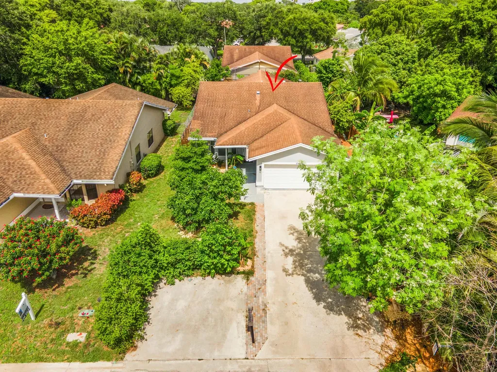 2564 NW 95th Terrace Coral Springs FL 33065