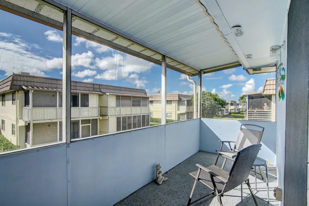 78 Saxony B Delray Beach FL 33446