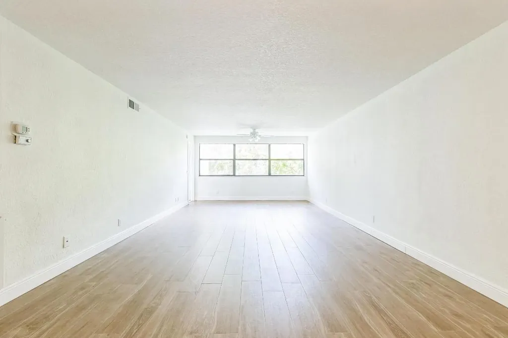 2704 NW 104th Avenue Sunrise FL 33322