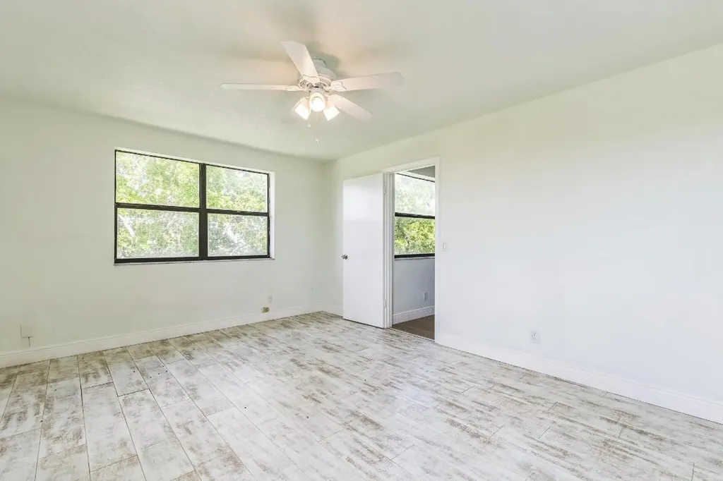 2704 NW 104th Avenue Sunrise FL 33322