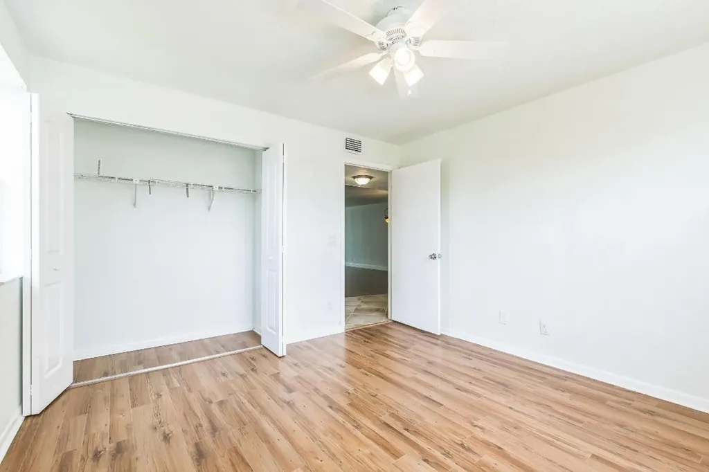 2704 NW 104th Avenue Sunrise FL 33322