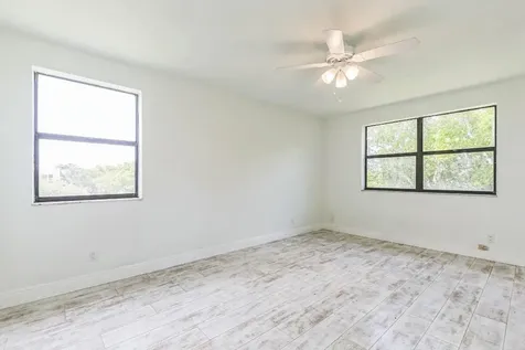 2704 NW 104th Avenue Sunrise FL 33322