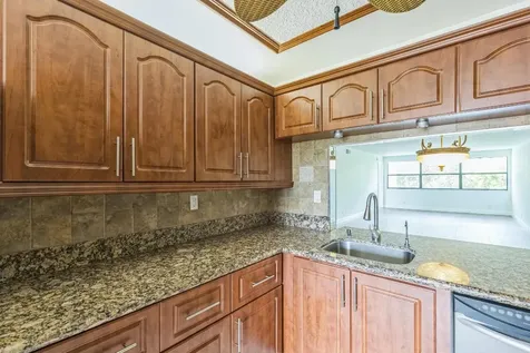 2704 NW 104th Avenue Sunrise FL 33322