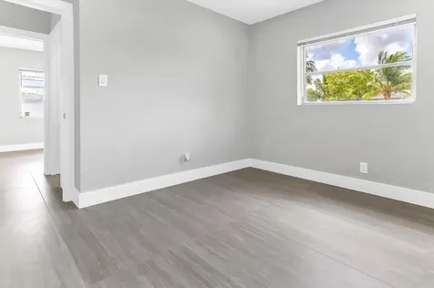 7609 NW 70 Avenue Tamarac FL 33321