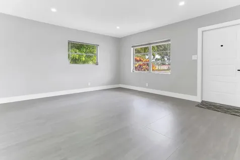 7609 NW 70 Avenue Tamarac FL 33321