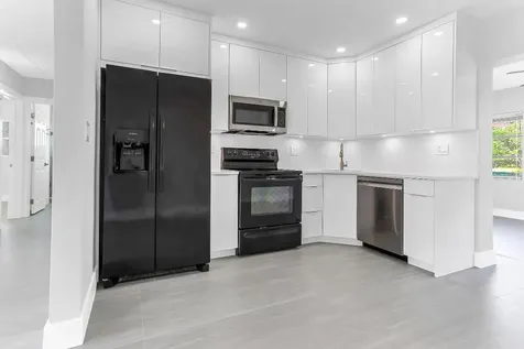 7609 NW 70 Avenue Tamarac FL 33321
