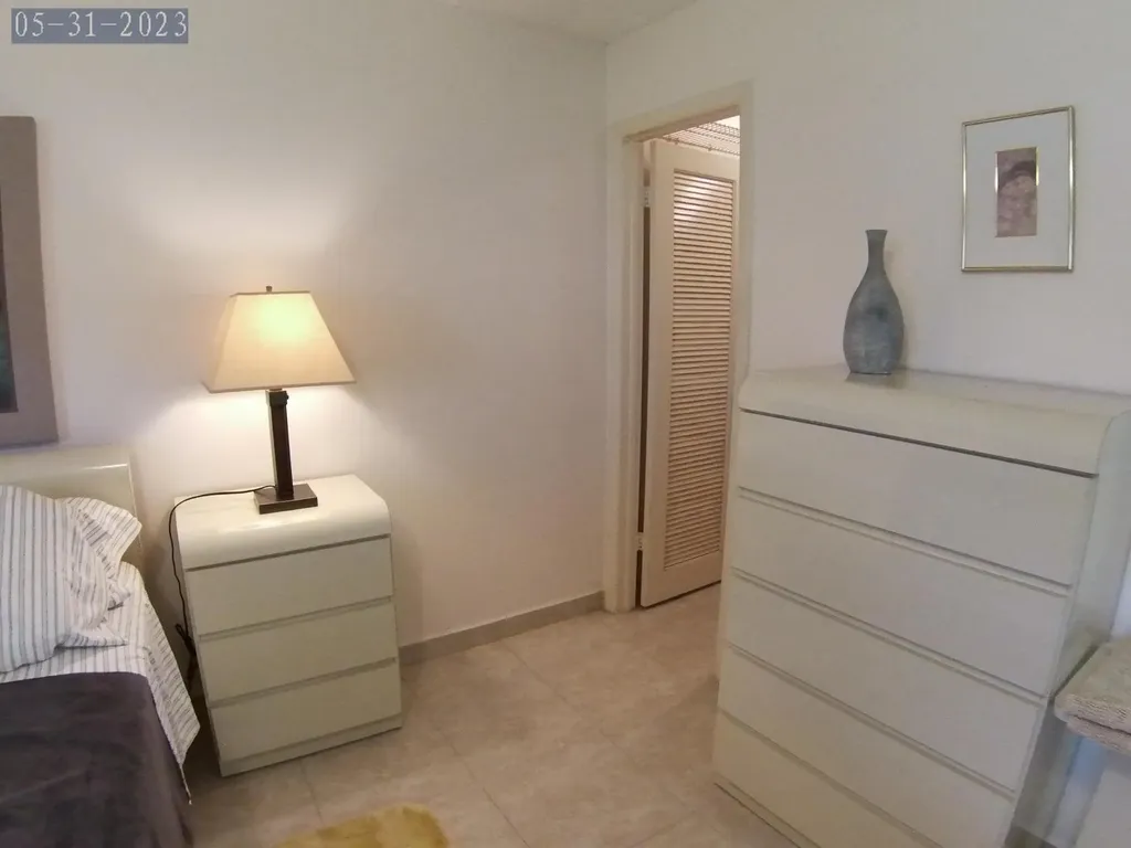 865 Flanders S Delray Beach FL 33484