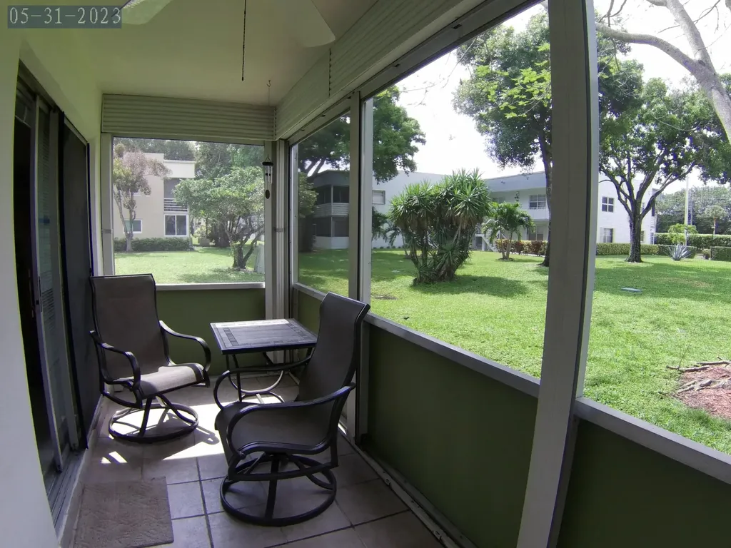 865 Flanders S Delray Beach FL 33484
