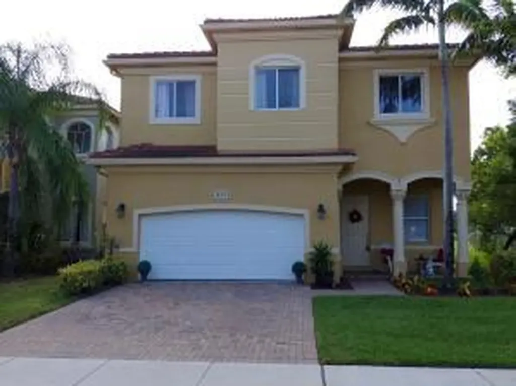 673 Gazetta Way West Palm Beach FL 33413