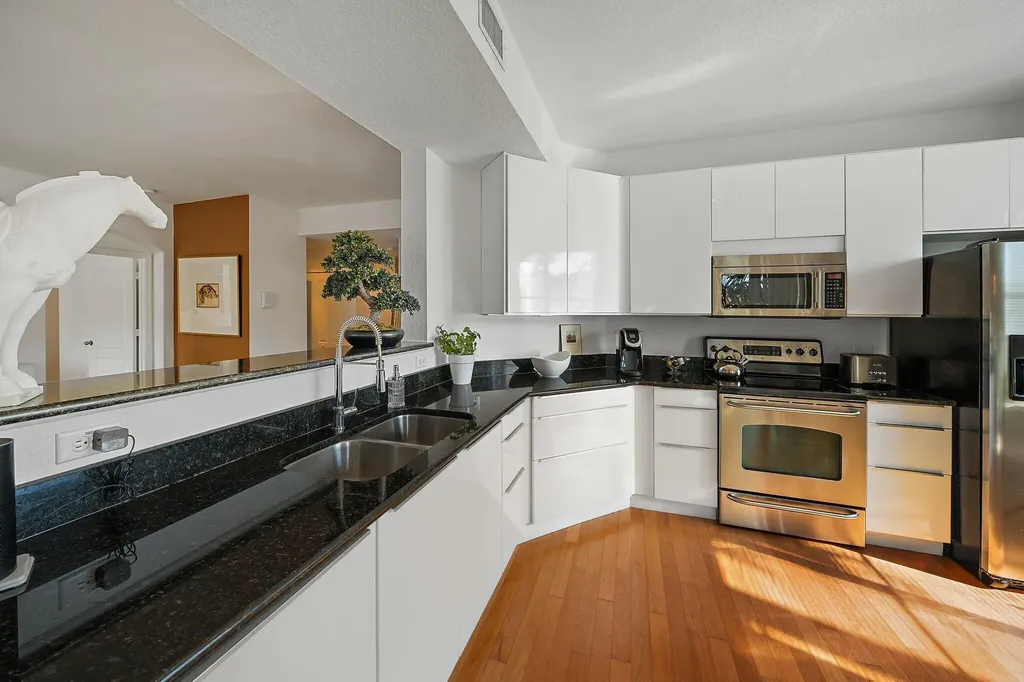 11011 Legacy 306 Lane Palm Beach Gardens FL 33410