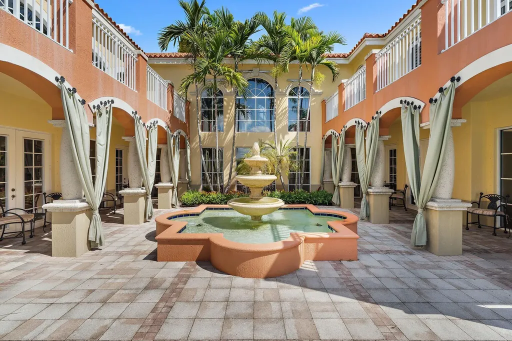 11011 Legacy 306 Lane Palm Beach Gardens FL 33410