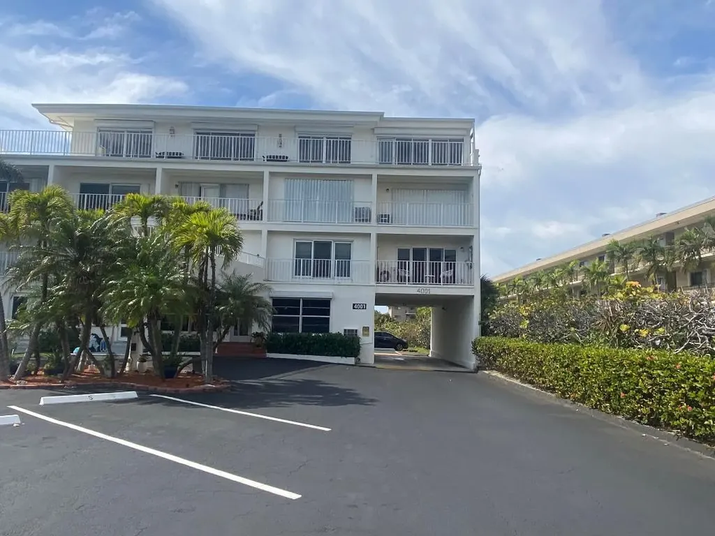 4001 S Ocean Boulevard South Palm Beach FL 33480