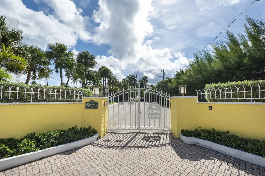1391 S Ocean Boulevard Pompano Beach FL 33062