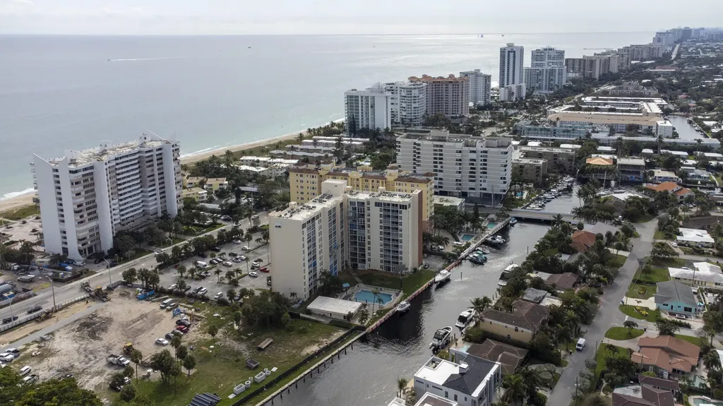 1391 S Ocean Boulevard Pompano Beach FL 33062