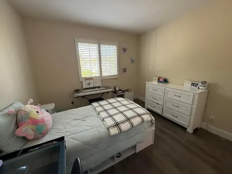 2136 Oakmont Drive Riviera Beach FL 33404