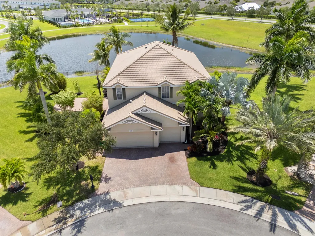 11279 SW Glengarry Court Port St Lucie FL 34987