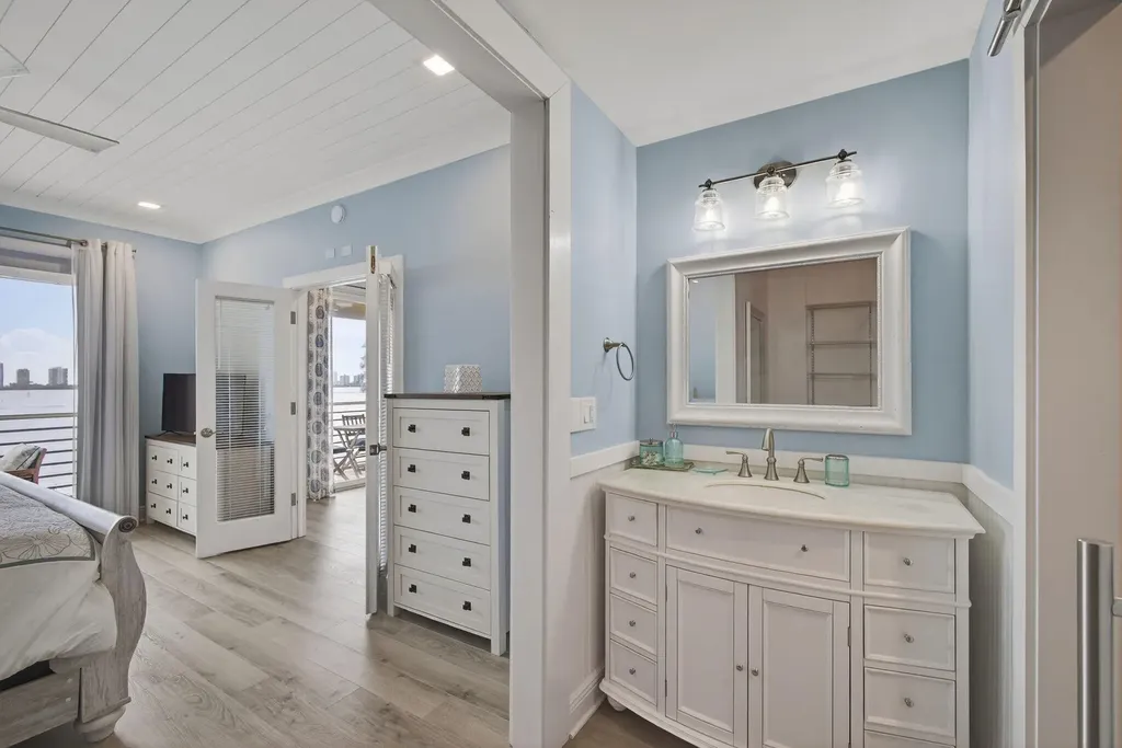 105 Paradise Harbour Boulevard North Palm Beach FL 33408