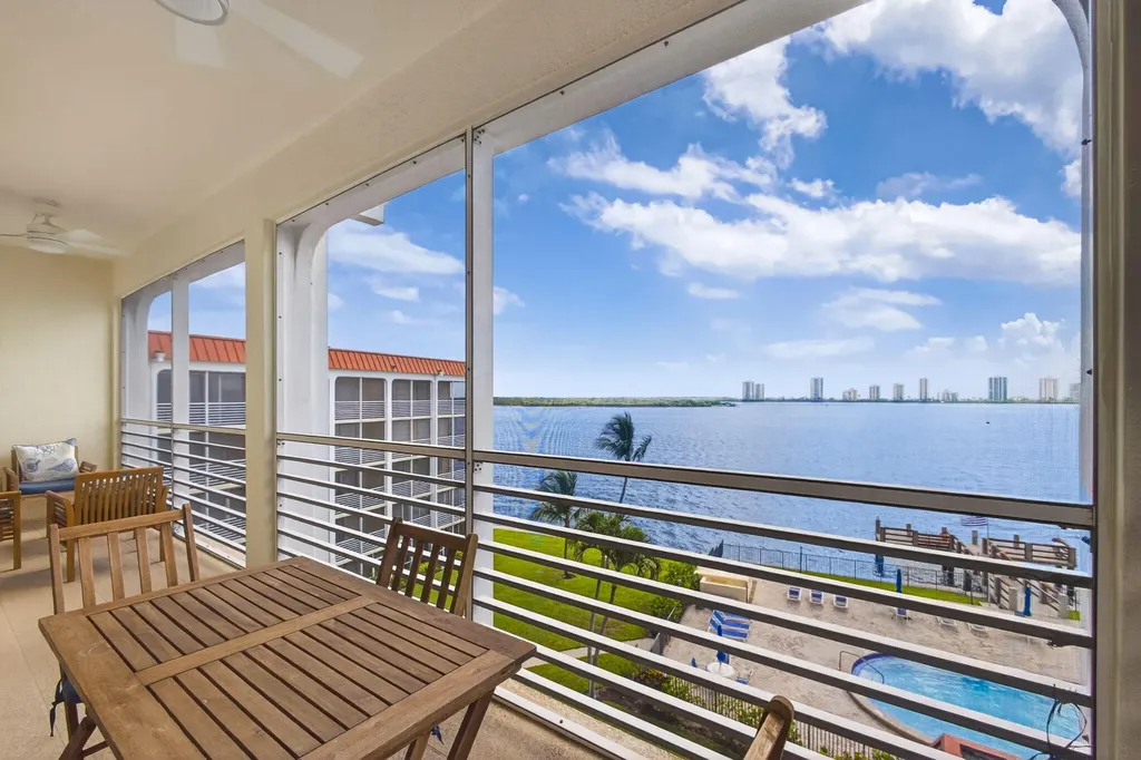 105 Paradise Harbour Boulevard North Palm Beach FL 33408