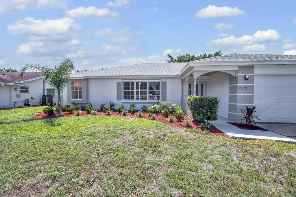 2432 SE Floresta Drive Port St Lucie FL 34984