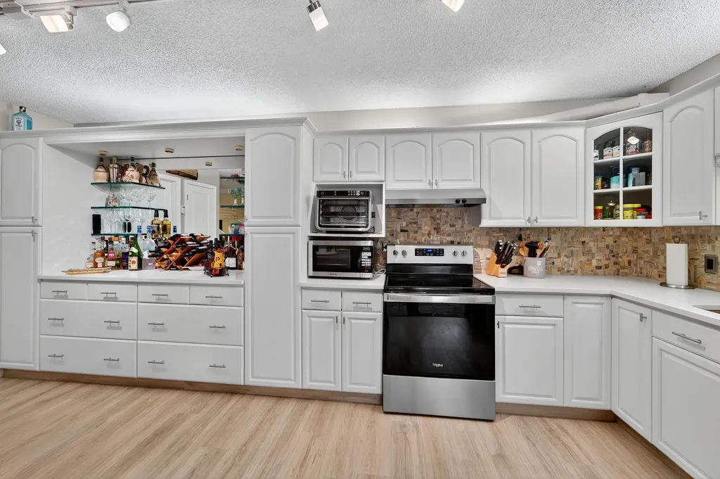 505 5th Terrace Palm Beach Gardens FL 33418