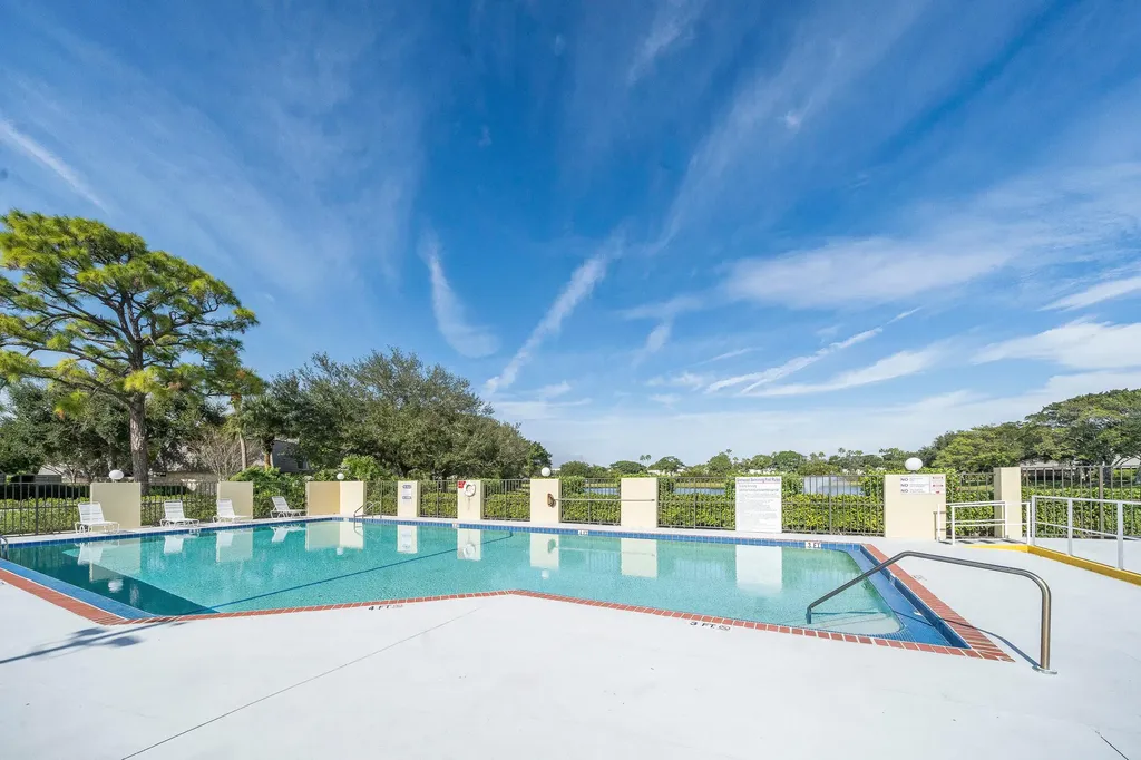 505 5th Terrace Palm Beach Gardens FL 33418