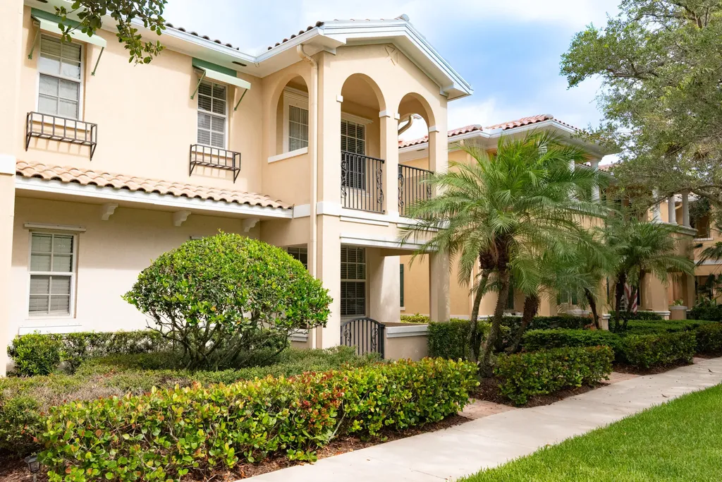 3376 Greenway Drive Jupiter FL 33458