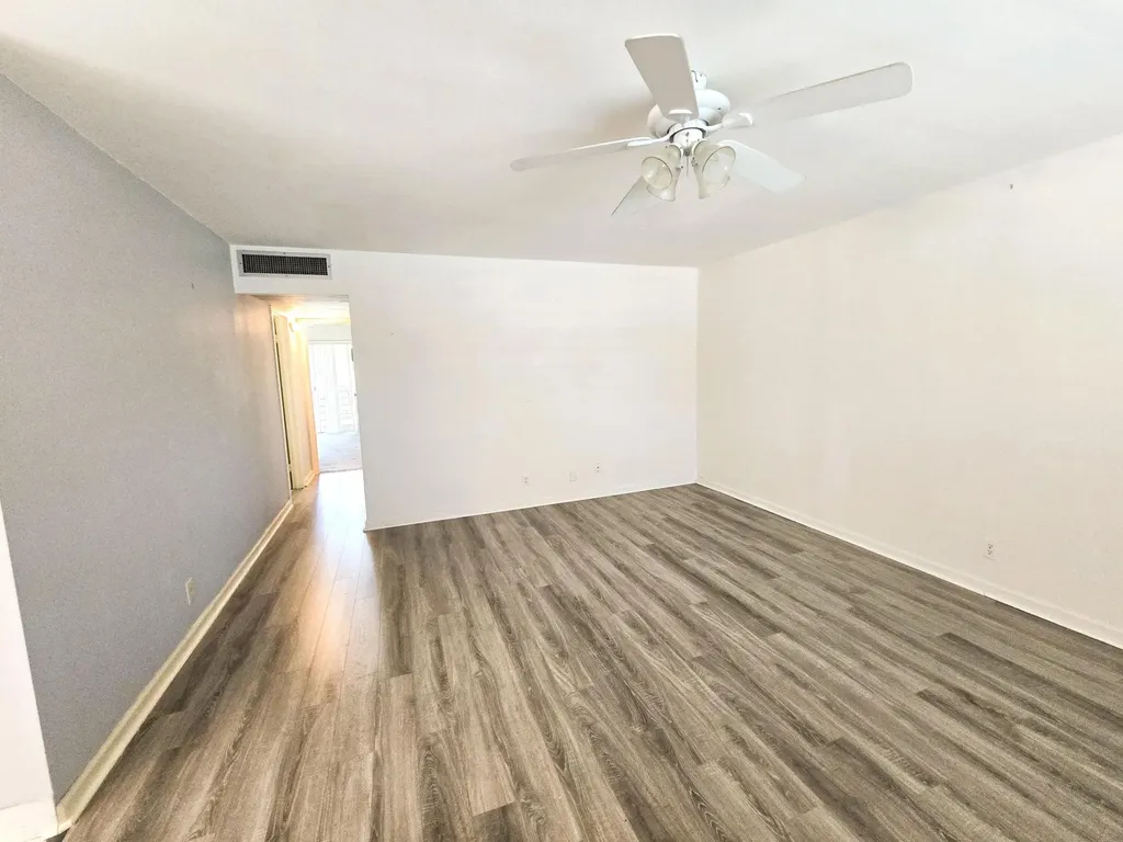 89 Saxony B Delray Beach FL 33446