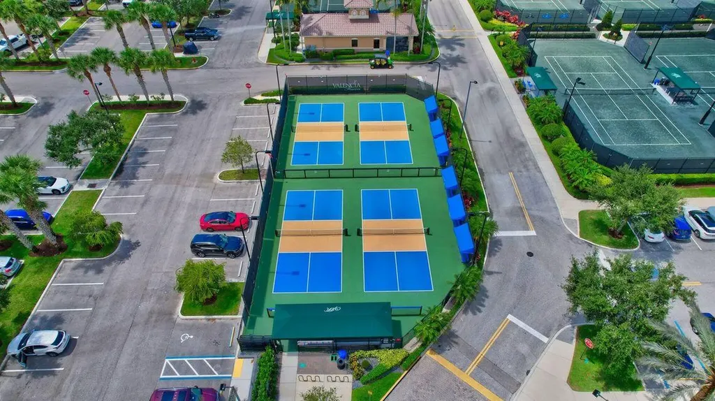 89 Saxony B Delray Beach FL 33446