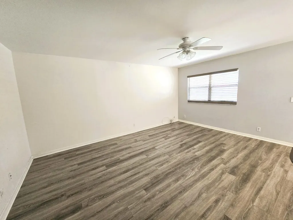 89 Saxony B Delray Beach FL 33446
