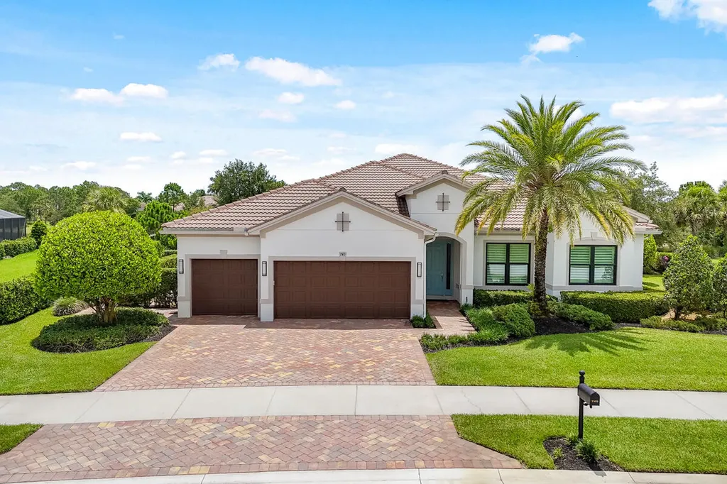 749 SW Sea Green Street Palm City FL 34990