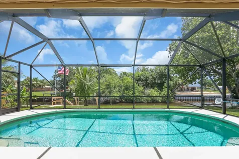 326 NE Surfside Avenue Port St Lucie FL 34983