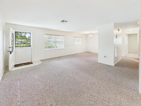 810 SE 13th Street Okeechobee FL 34974