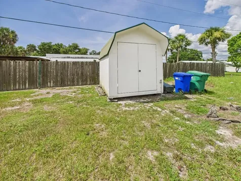 810 SE 13th Street Okeechobee FL 34974