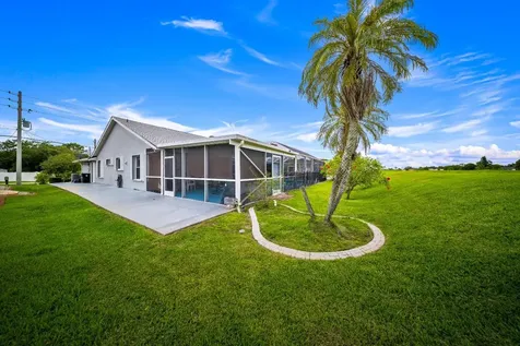 1341 SW Abingdon Avenue Port St Lucie FL 34953