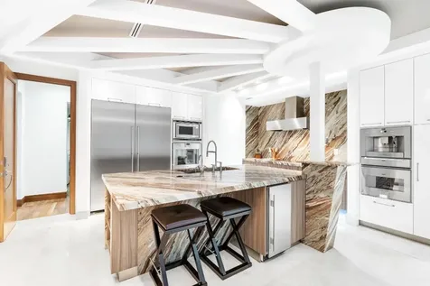 3917 S Le Jeune Road Miami FL 33146